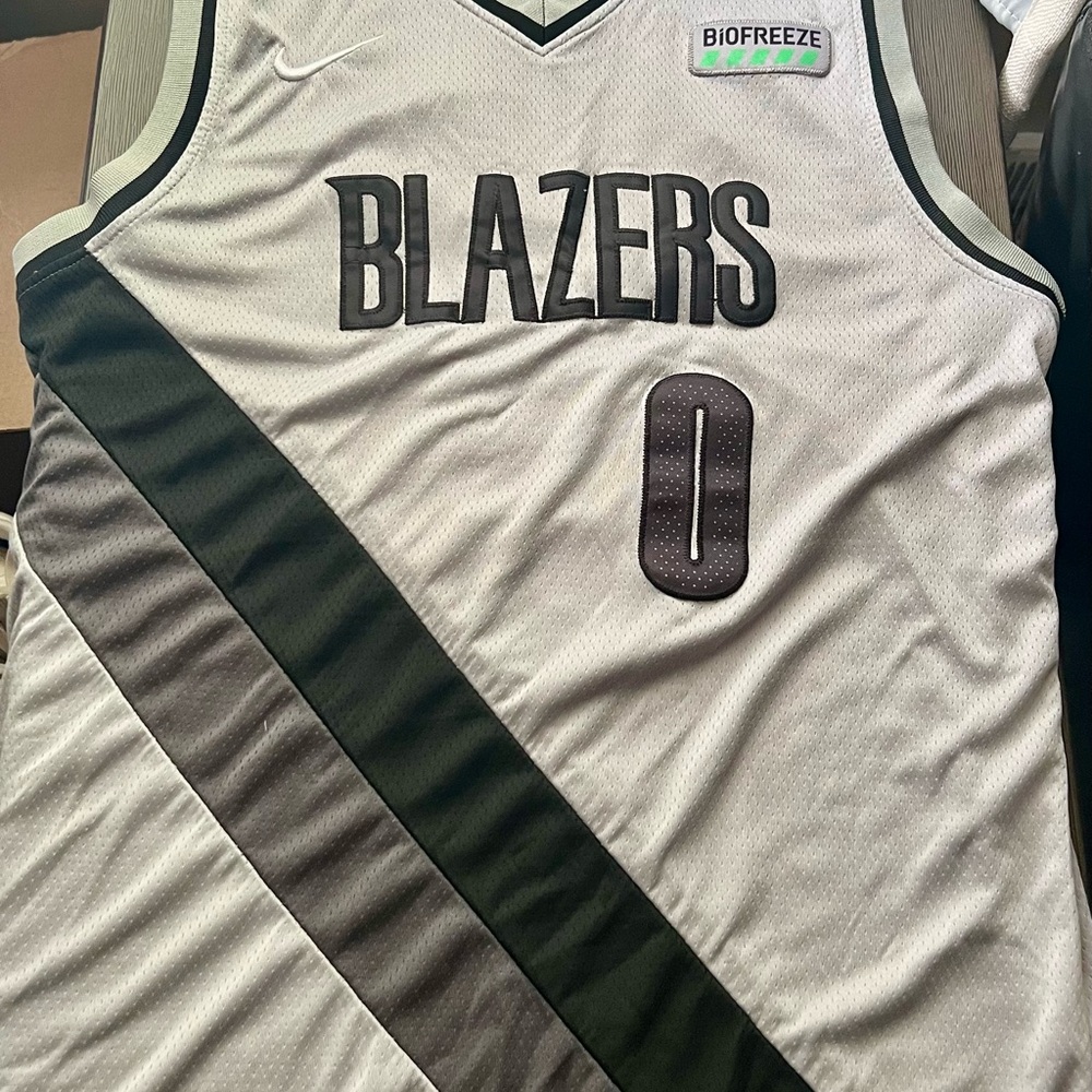 Portland TrailBlazers Gray and Black City Connect Damian Lillard Jersey Men’s XL